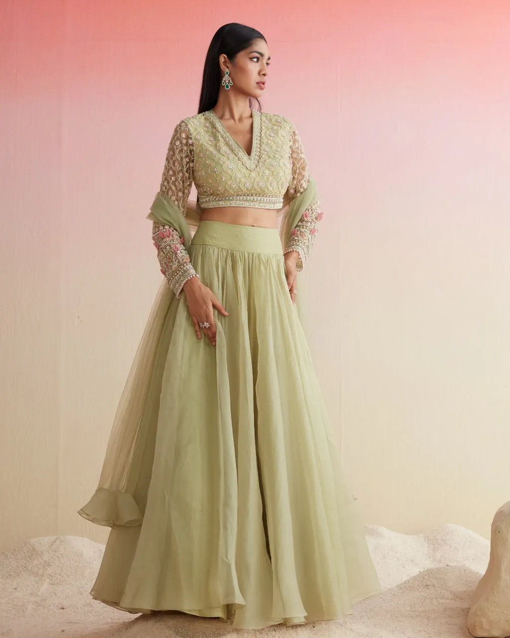 Aroos Lehenga Set