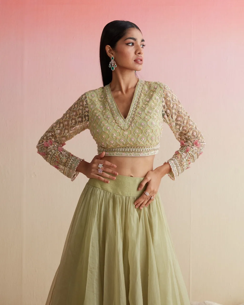 Aroos Lehenga Set