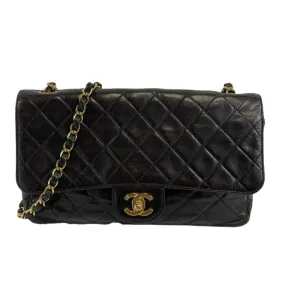 CHANEL - Vintage Classic CC Single Flap Black Medium Crossbody / Shoulder Bag