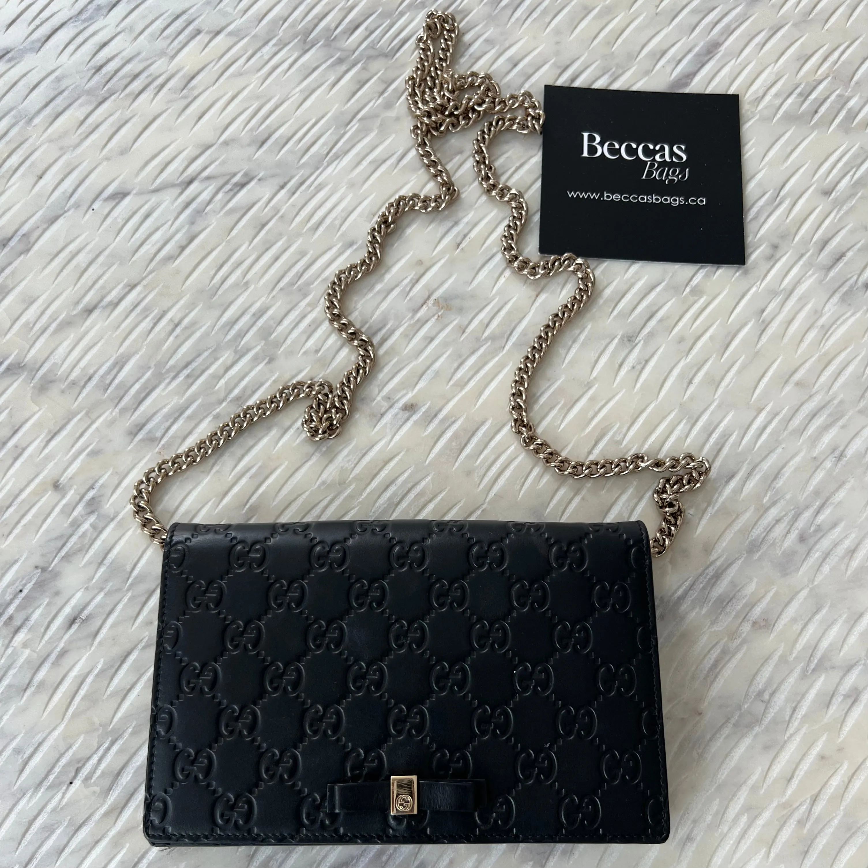 GUCCI Guccissima Leather Bow Wallet on Chain Bag