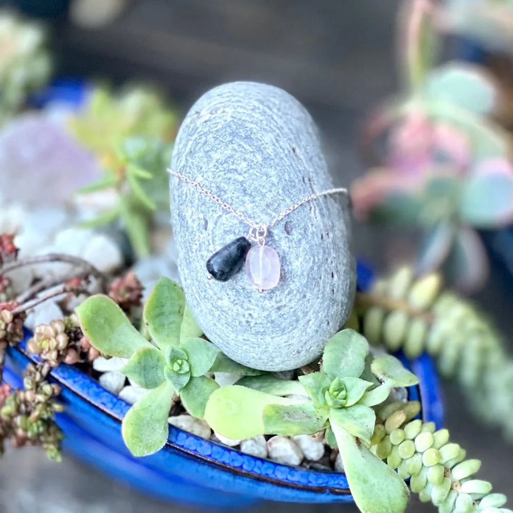 Healing Crystal Necklace with Rose Quartz and Labradorite for Positivity