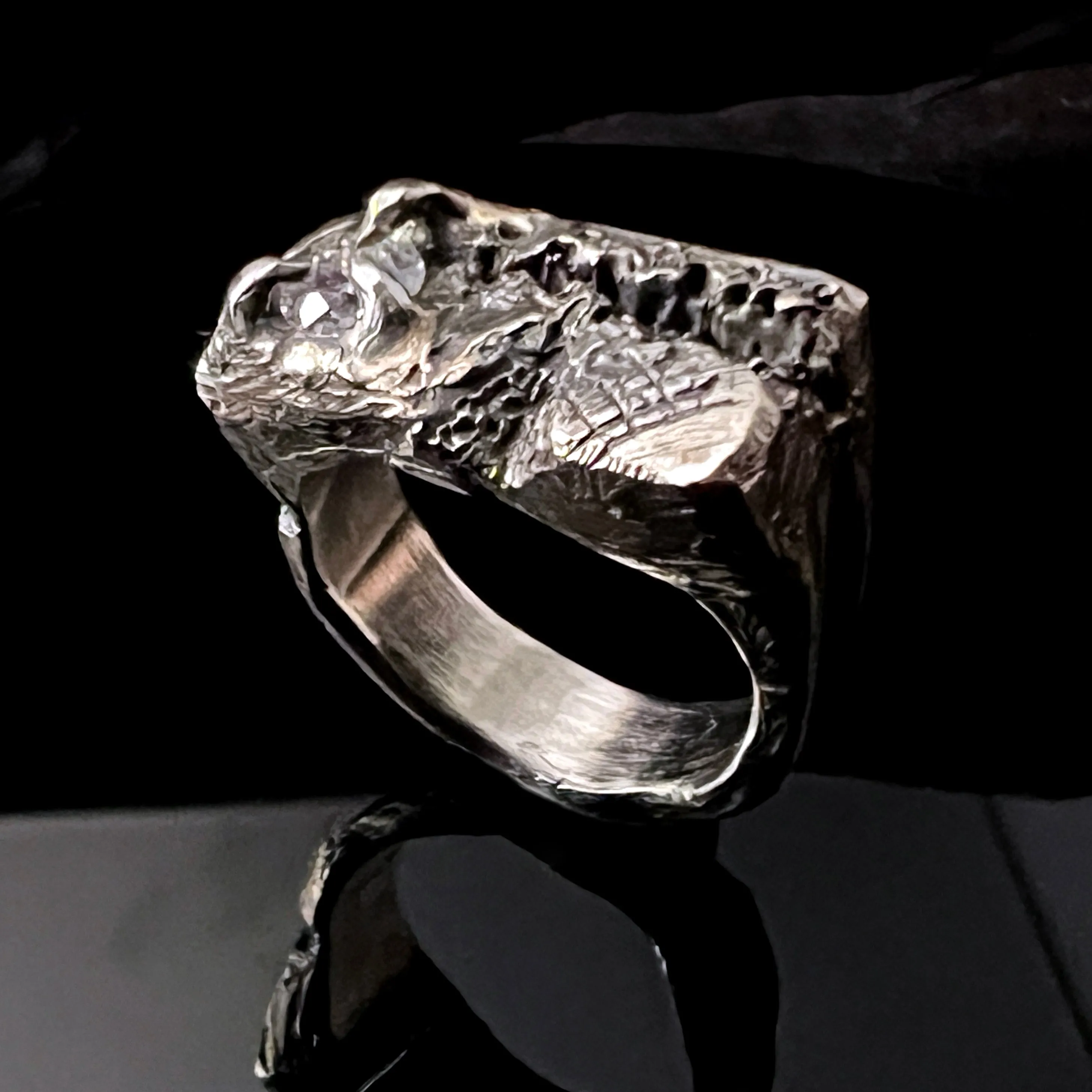 Hephaestus' Treasure Ring