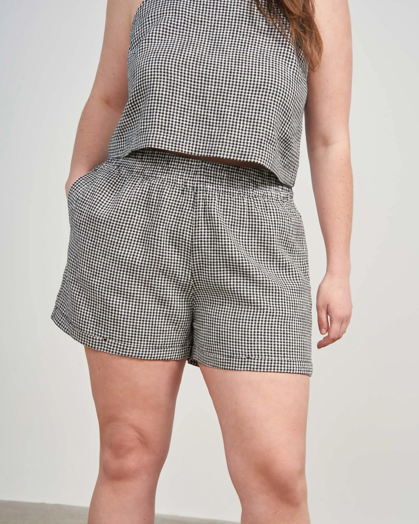 Linen Pull-On Short