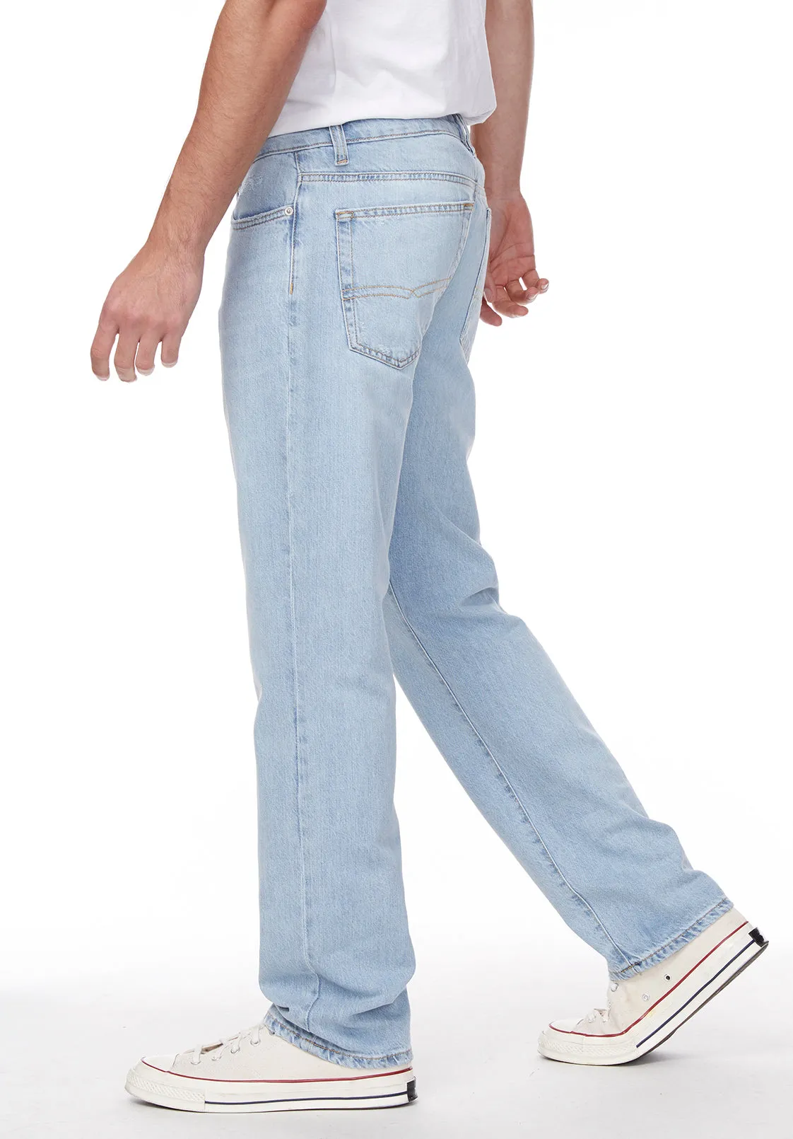 Relaxed Straight Driven Men's Jeans in Crinkled and Sanded Light Blue - BM22922