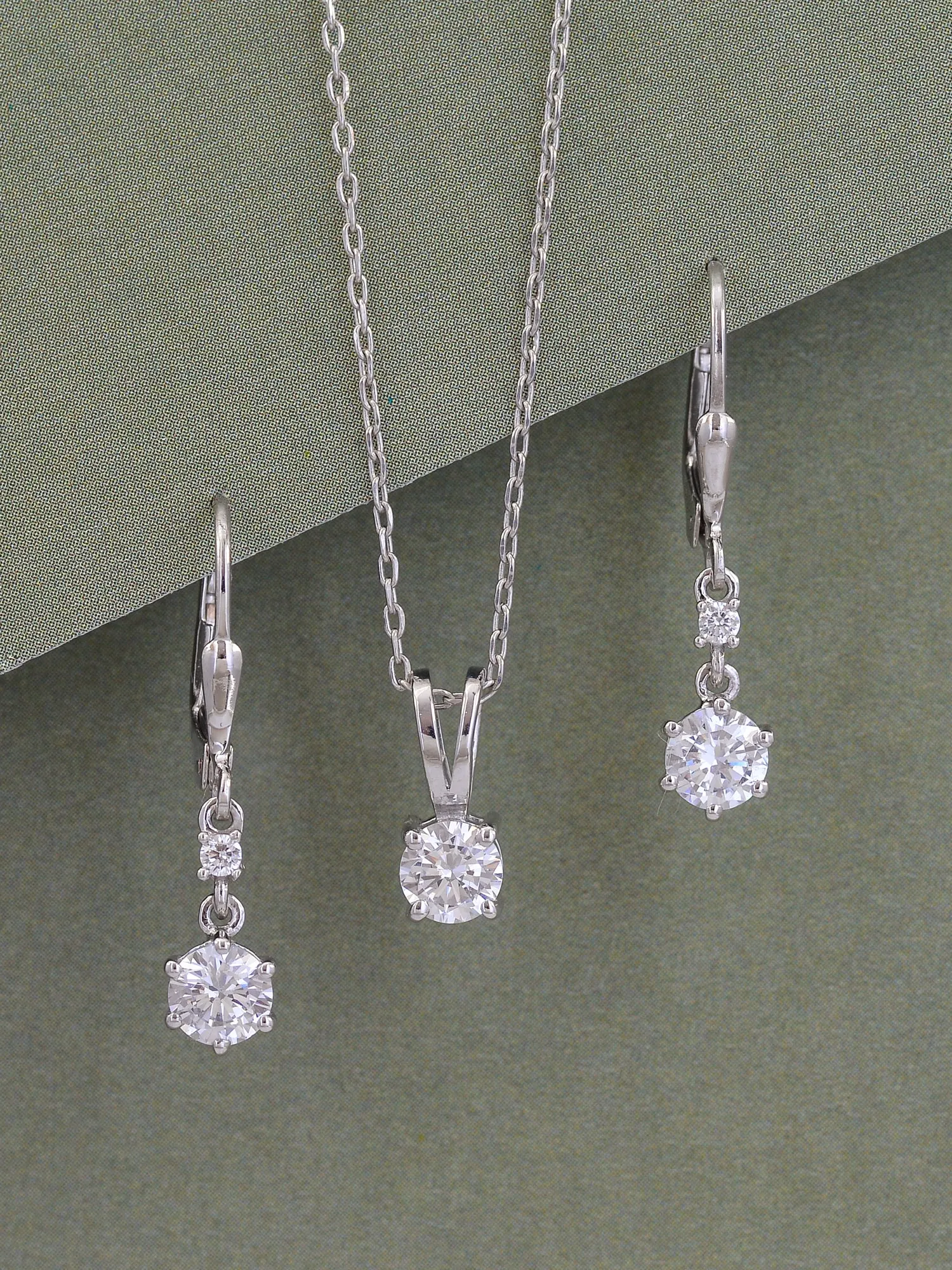 Single Solatire Necklace With Long Earrings Jewelelry Set For Women